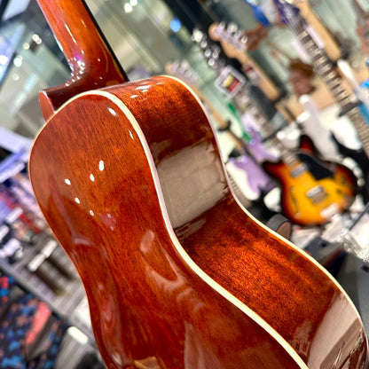 AKUA Earth: 24' Concert Ukulele, Mahogany - Brown