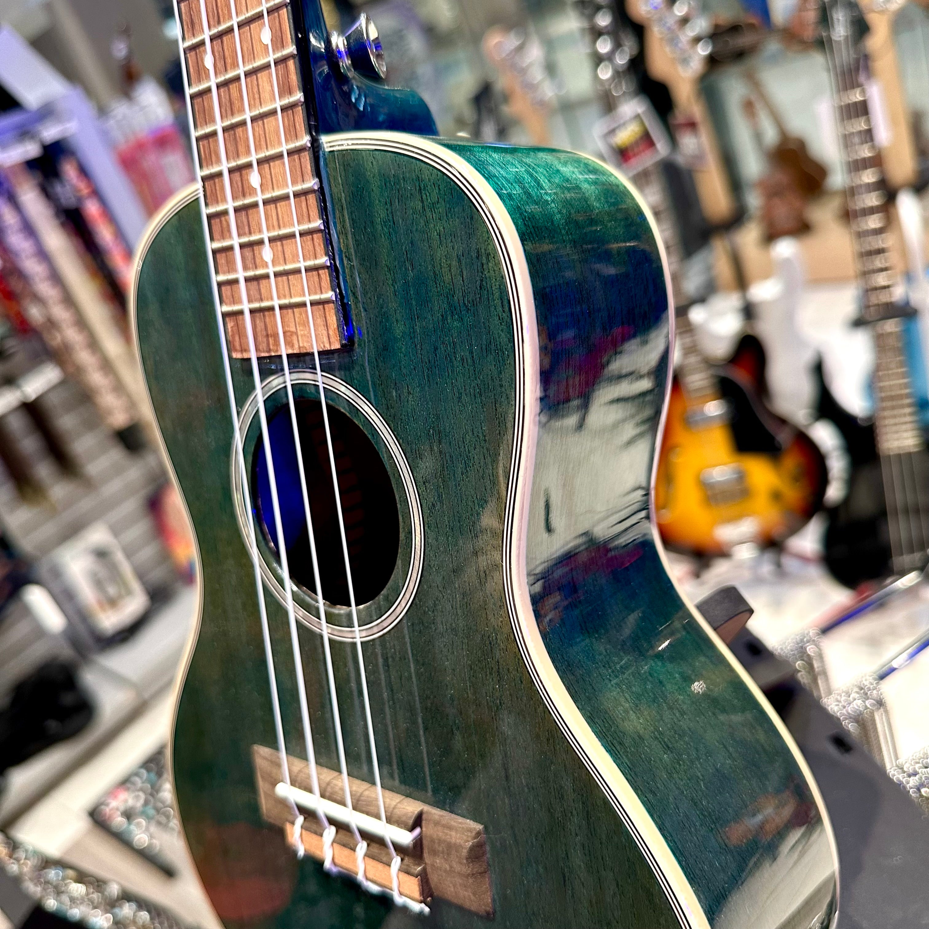 AKUA Earth: 24' Concert Ukulele, Mahogany - Sea Green