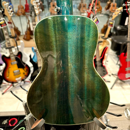 AKUA Earth: 24' Concert Ukulele, Mahogany - Sea Green