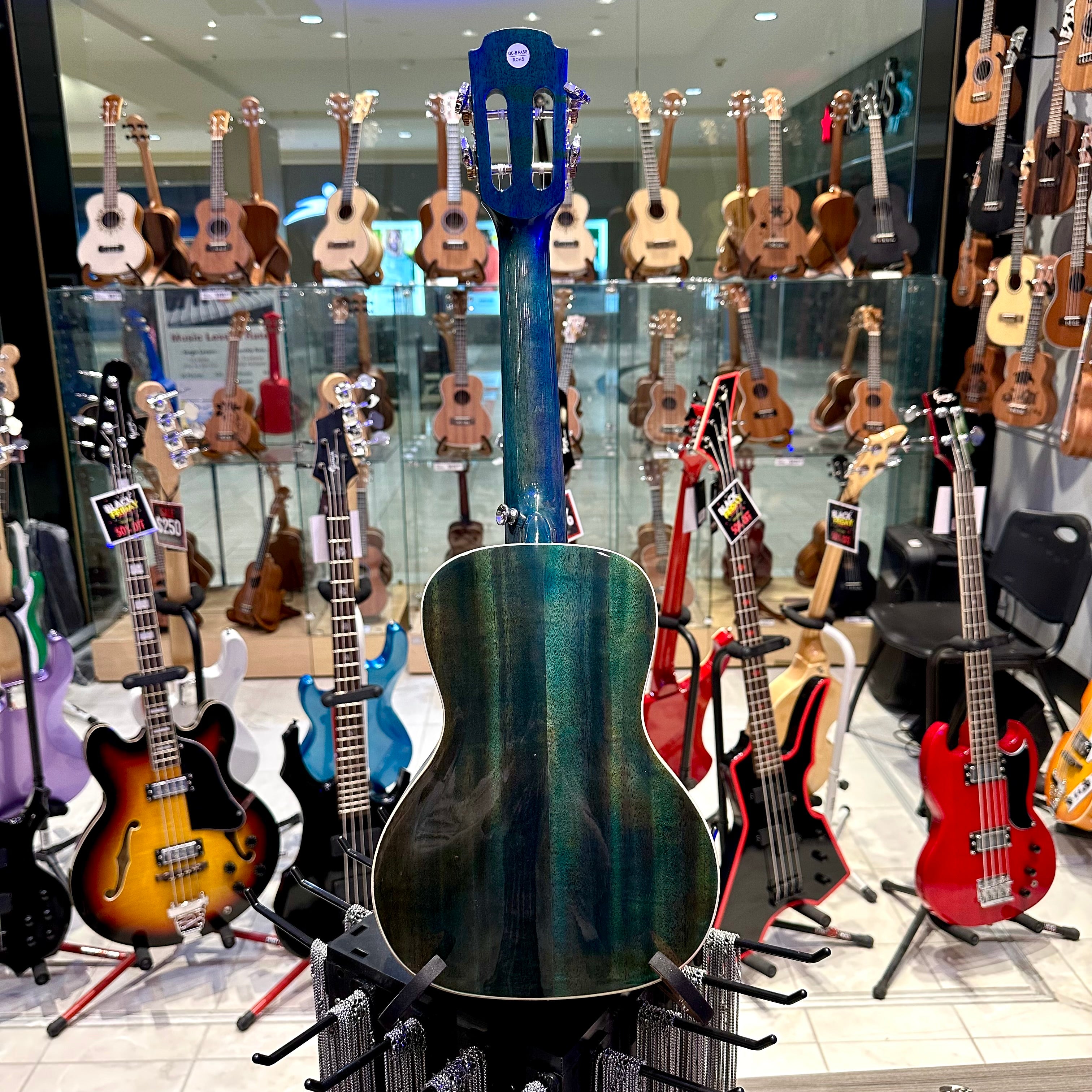 AKUA Earth: 24' Concert Ukulele, Mahogany - Sea Green