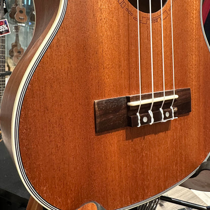 AKUA Rain: 26" Concert Ukulele - Sapele