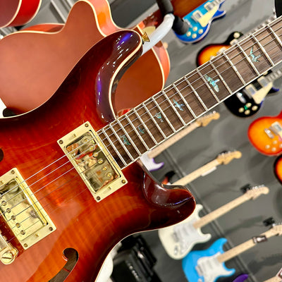 Mars Guitars: Firebird - Hollow-body, Red Robin