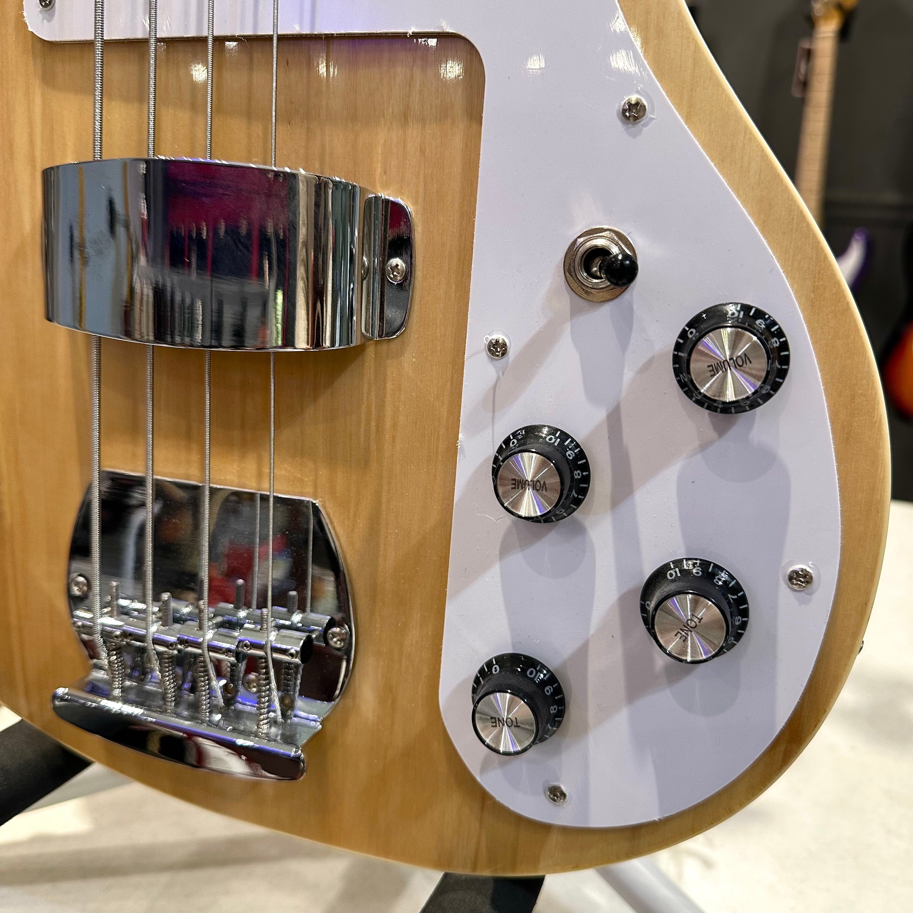 Gephardt Hot Rod: Bass Guitar - Blonde
