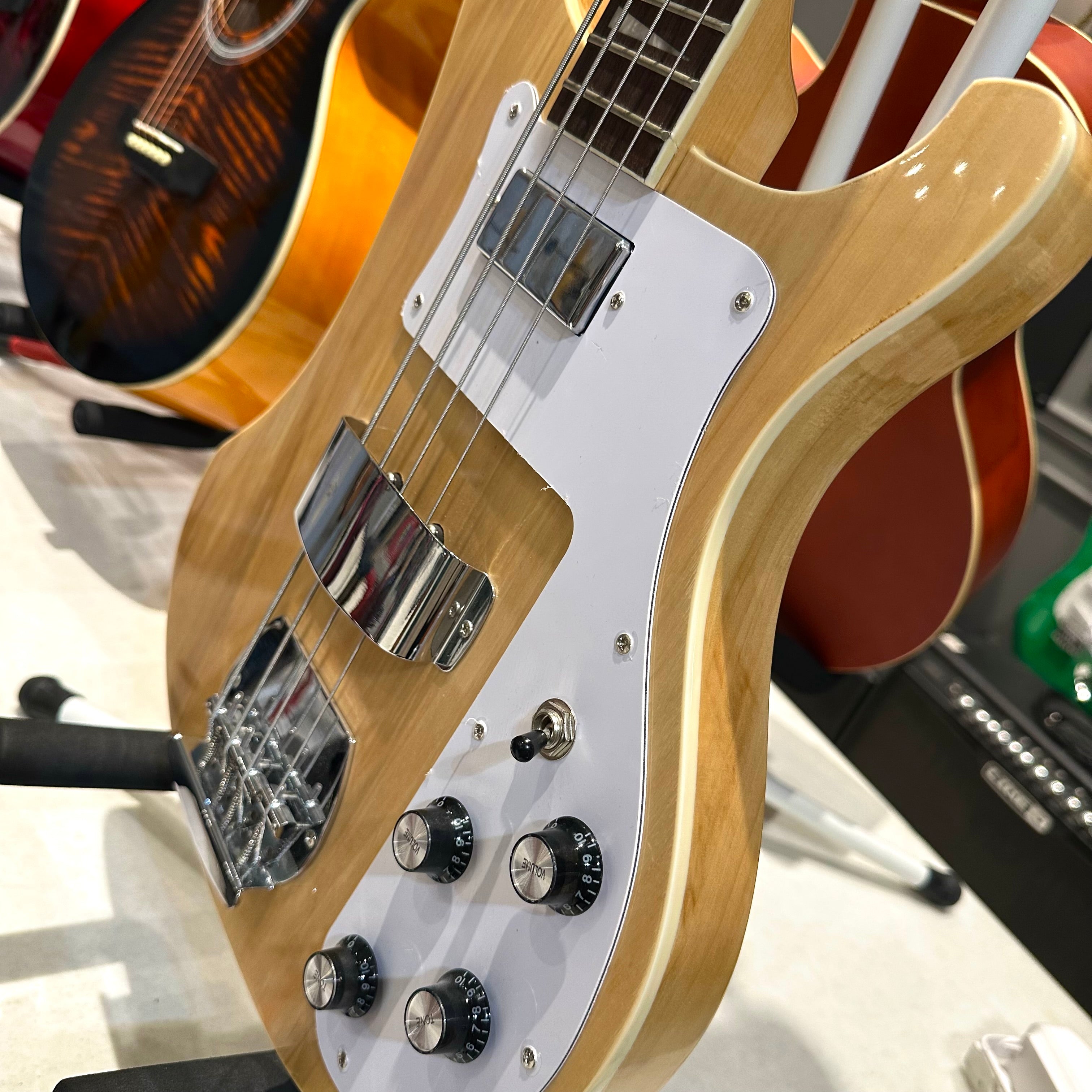 Gephardt Hot Rod: Bass Guitar - Blonde
