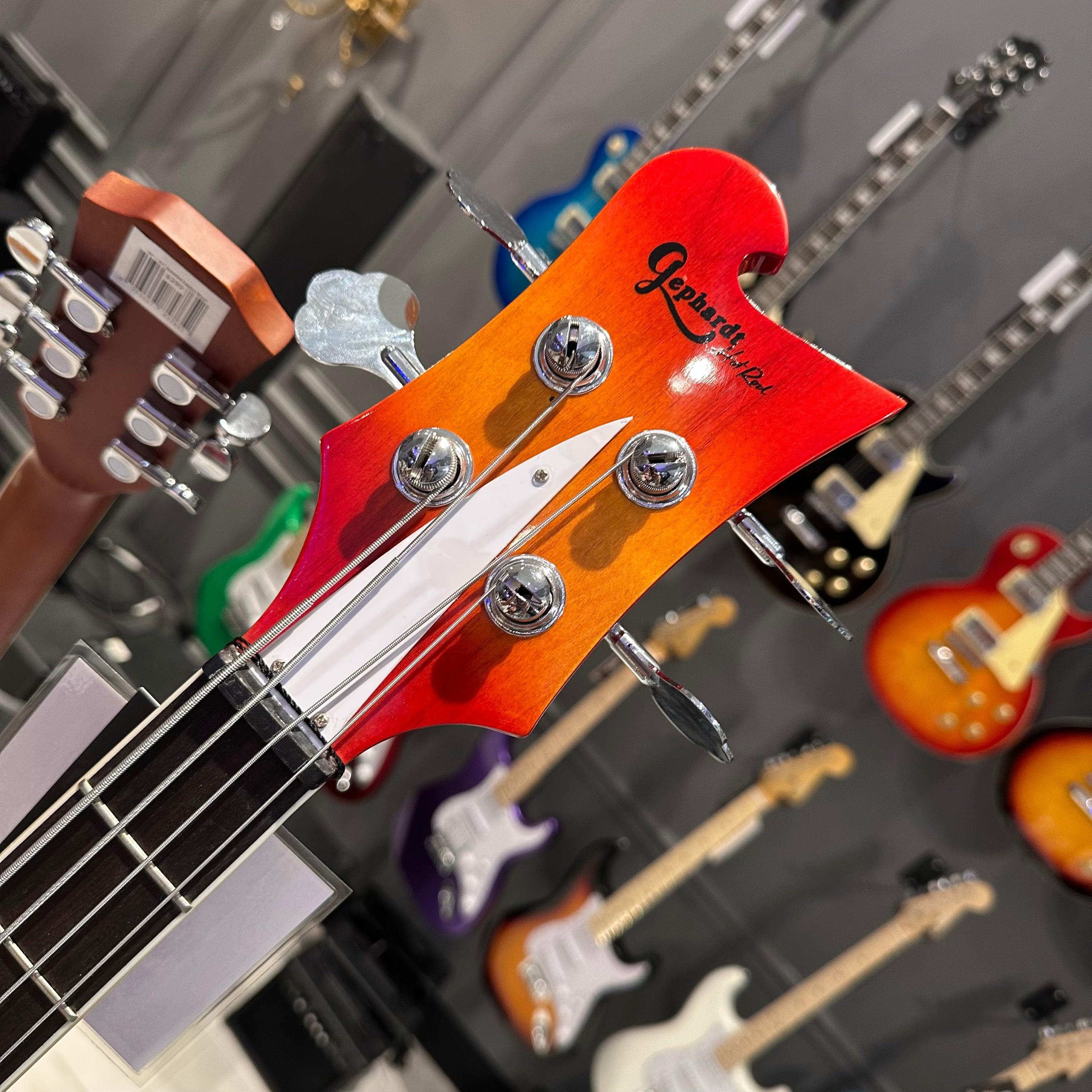 Gephardt Hot Rod: Bass Guitar - RedBurst