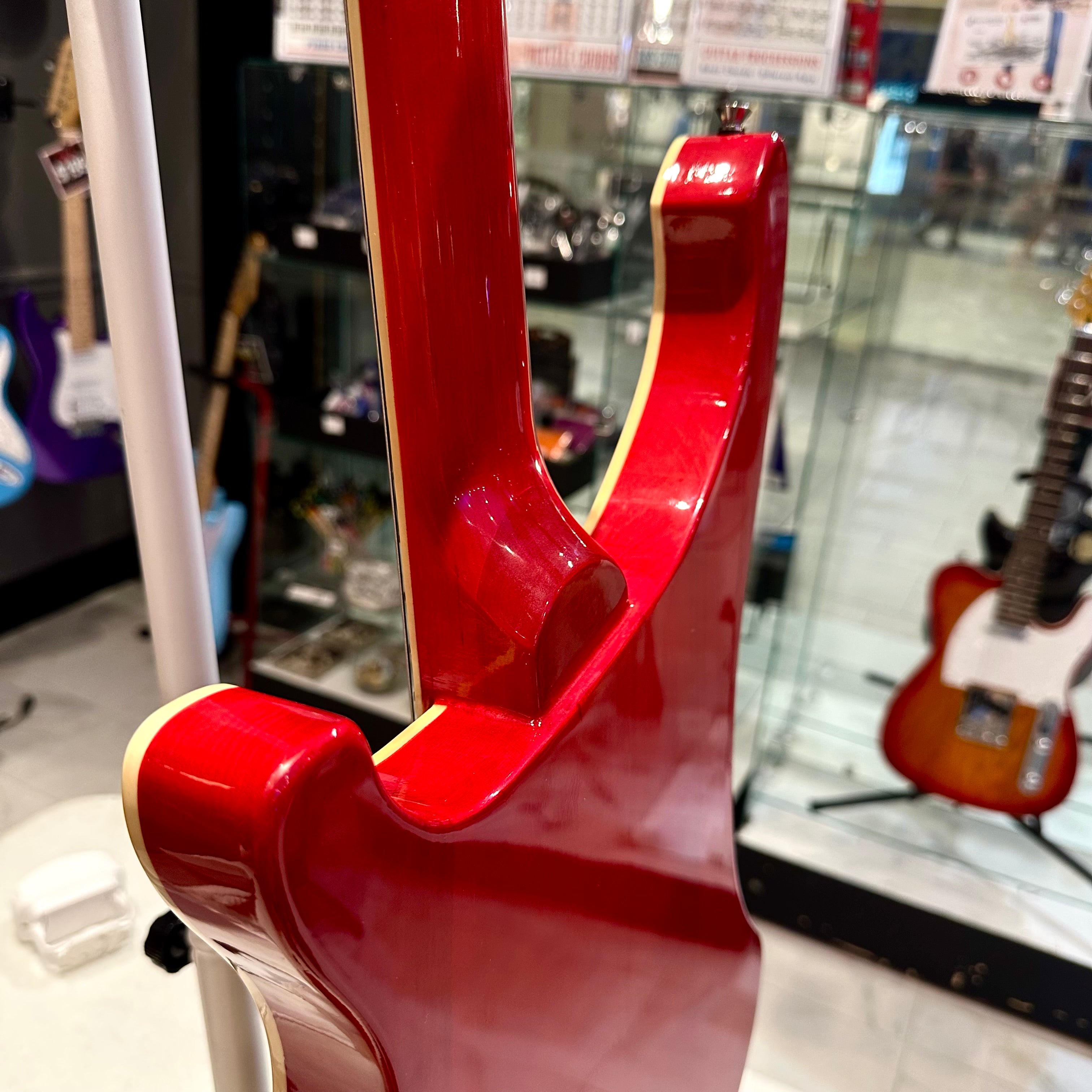 Gephardt Hot Rod: Bass Guitar - RedBurst