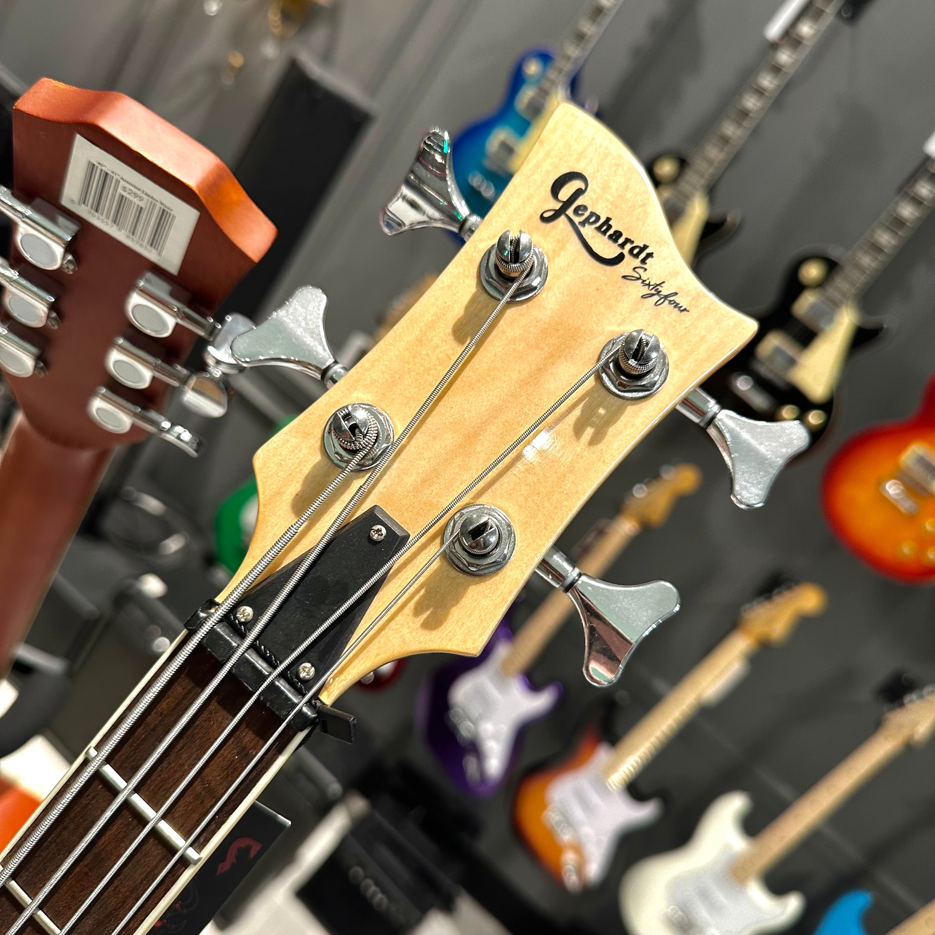 Gephardt Sixty-Four: Bass Guitar - Blonde
