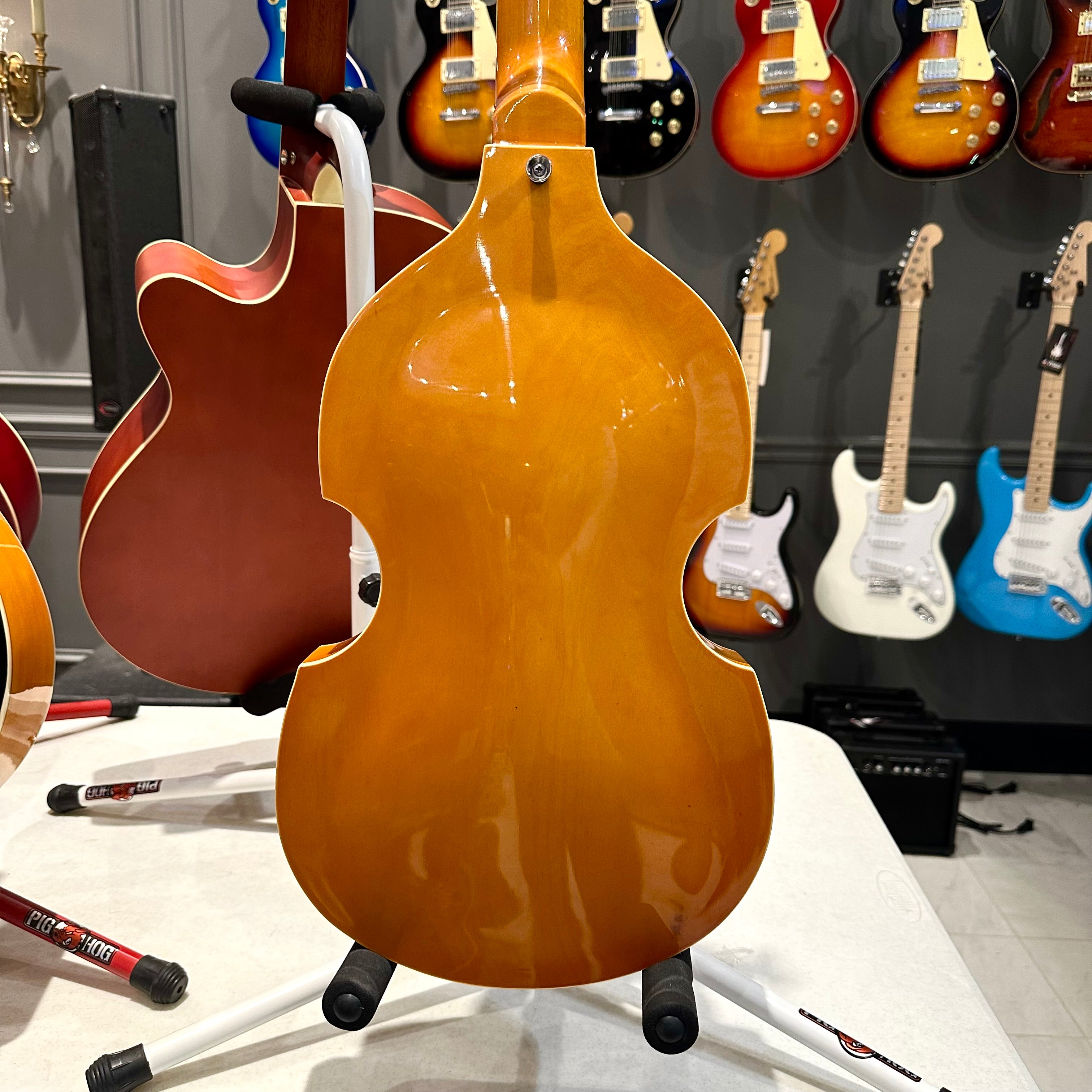 Gephardt Sixty-Four: Bass Guitar - OrangeBurst