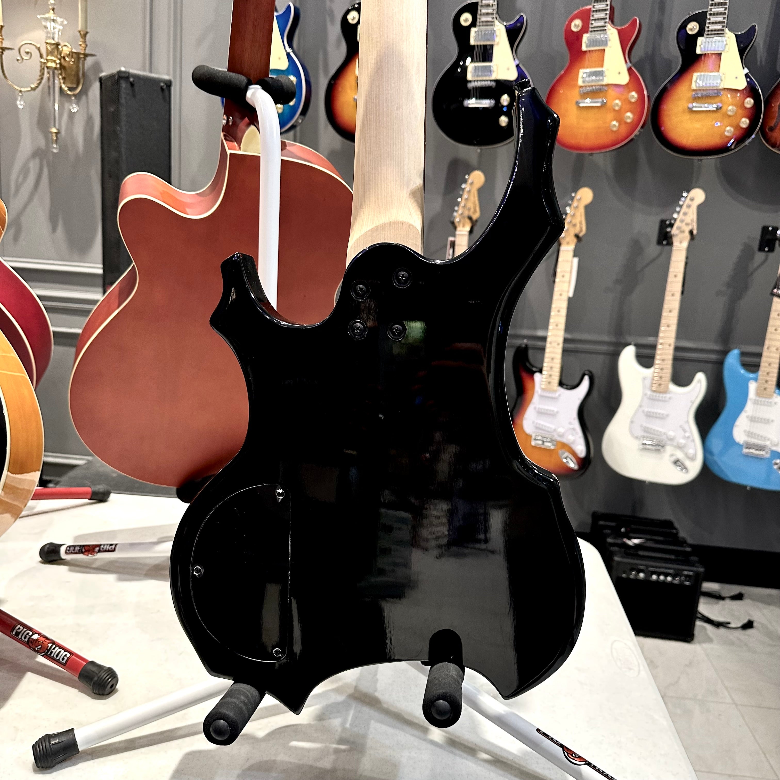 Gephardt Fire: Bass Guitar - Black