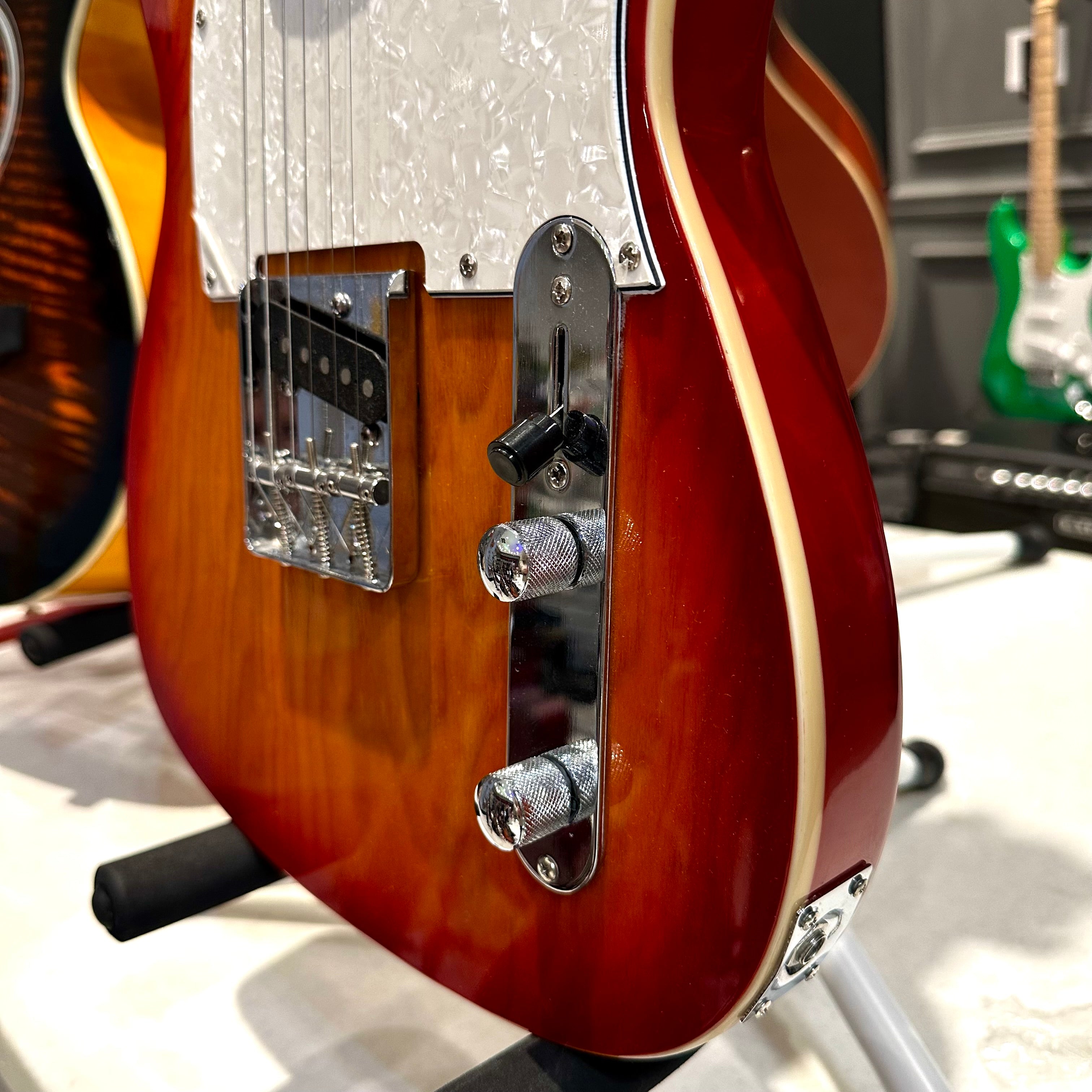 Gephardt Elite Series: Electric Guitar - OrangeBurst